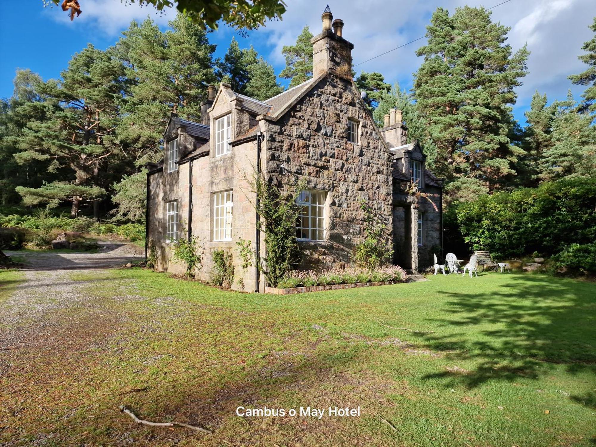 Cambus O' May Traditional Highland Hotel Ballater Kültér fotó